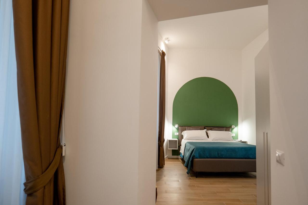 살레르노 Relais Palazzo Olimpia - Corso Vittorio Emanuele 아파트 외부 사진