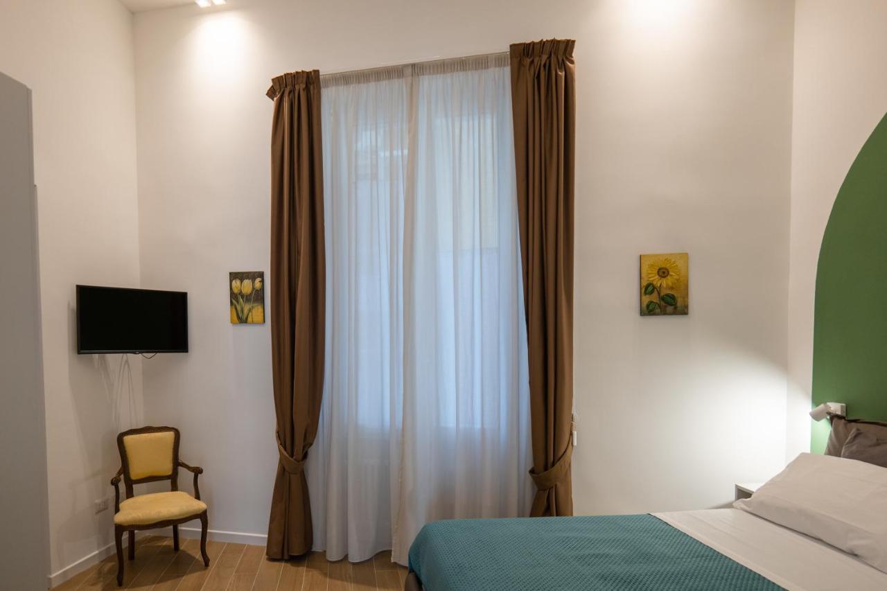 살레르노 Relais Palazzo Olimpia - Corso Vittorio Emanuele 아파트 외부 사진